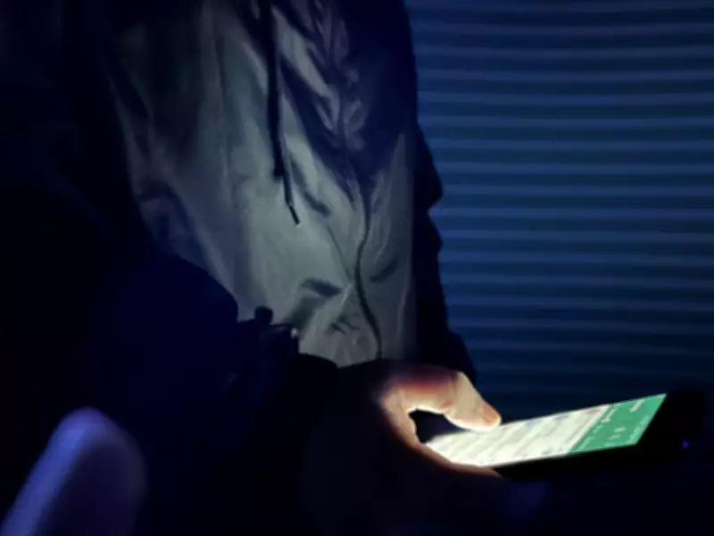 Homem é condenado a pagar R$ 25 mil por divulgar fotos íntimas de ex-namorada no RS