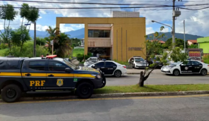 Homem de 40 anos é preso por ameaçar ex-companheira com facão em Itatiaia, RJ