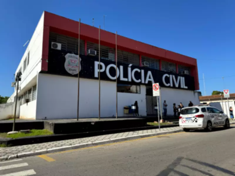 Homem é morto a tiros em bar de Caçapava e irmão é preso após ataque a suspeito