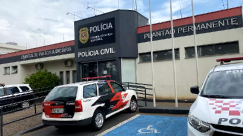 Homem é preso após agredir e esfaquear companheira em Mogi Guaçu, SP