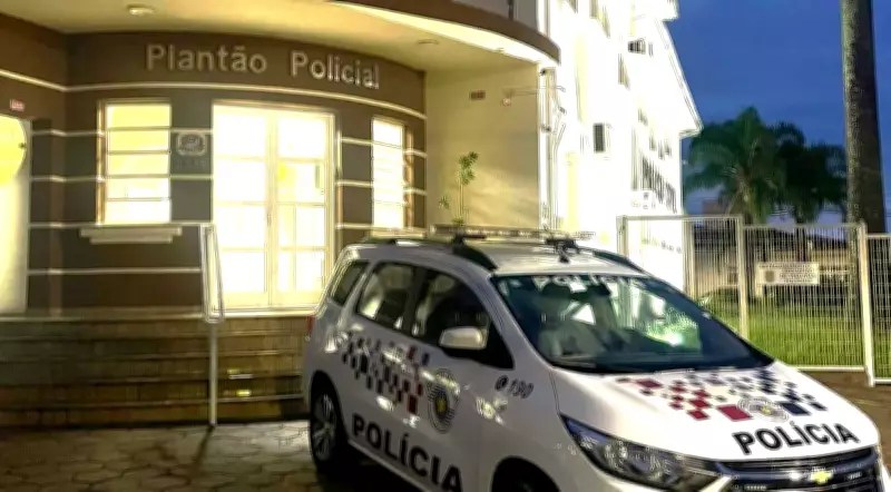 Homem é preso após efetuar disparos com carabina dentro de condomínio em Avaré