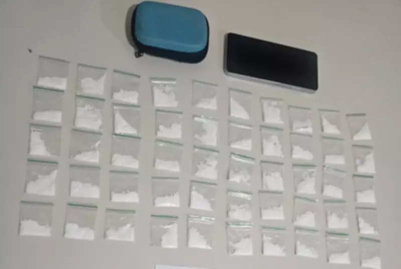 Homem é preso com 50 porções de cocaína em Fernando de Noronha após denúncias