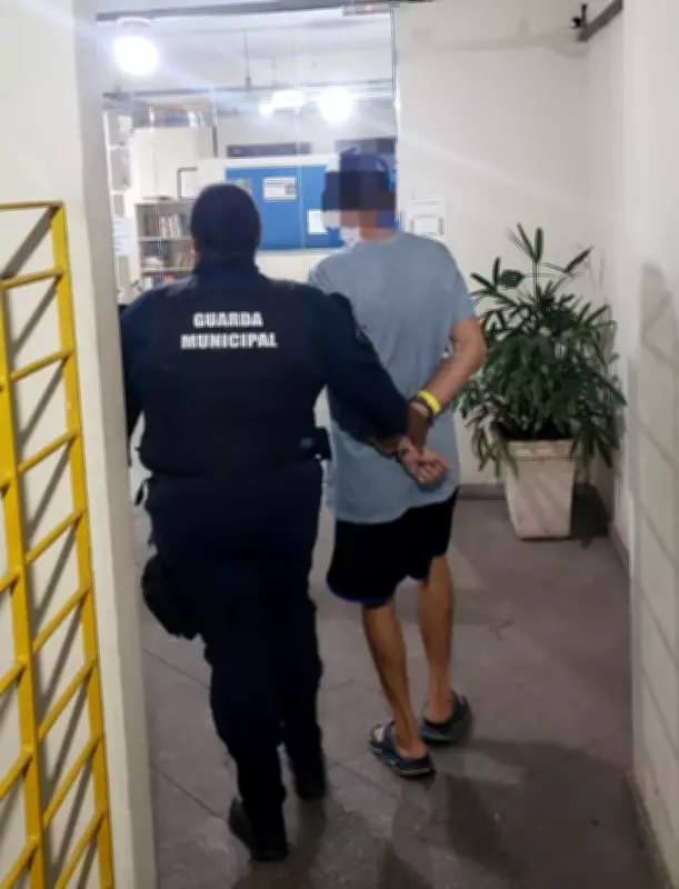 Homem é preso dentro de delegacia ao tentar registrar queixa contra ex-companheira em Volta Redonda