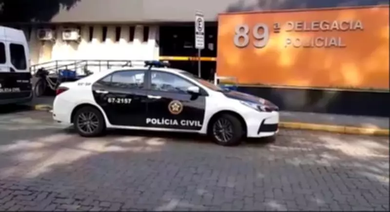 Homem é preso por estelionato em Resende após vítima denunciar cheque irregular em venda de veículo