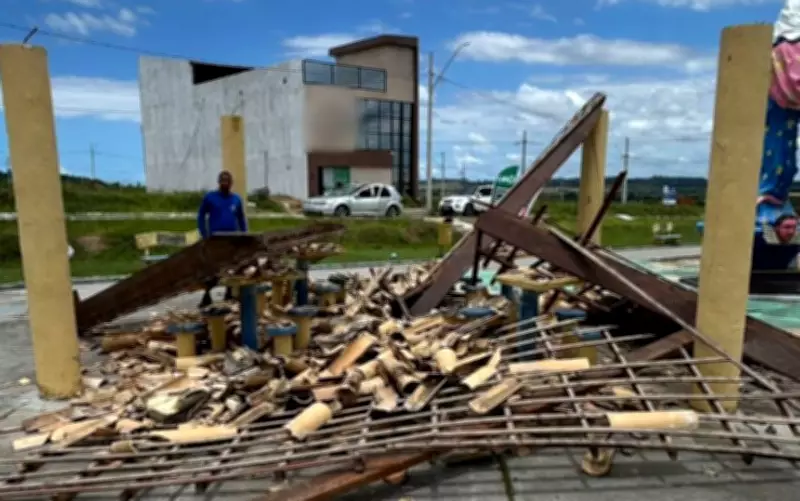 Homem sofre ferimentos leves após telhado de quiosque desabar em Japaratuba