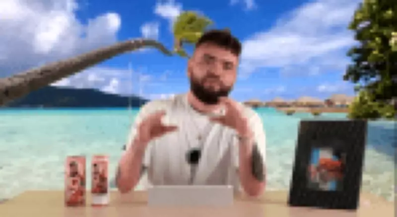 Humorista Tiago Santineli é levado à delegacia após discussão com cristãos em BH