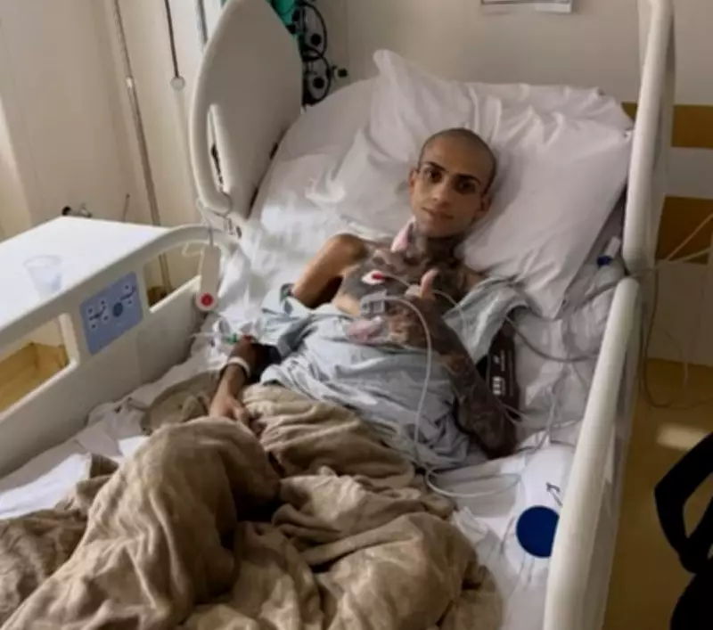 Influenciador Jota Surfista morre aos 29 anos após luta contra câncer no estômago