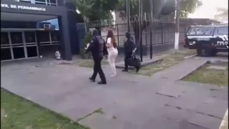 Influenciadora é presa por forjar próprio sequestro em esquema para ganhar visibilidade