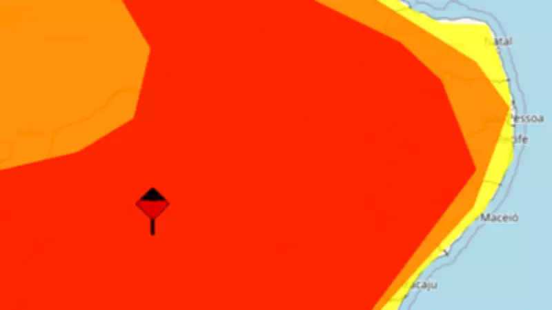 Inmet emite alerta vermelho de chuvas intensas para 84 cidades de Pernambuco
