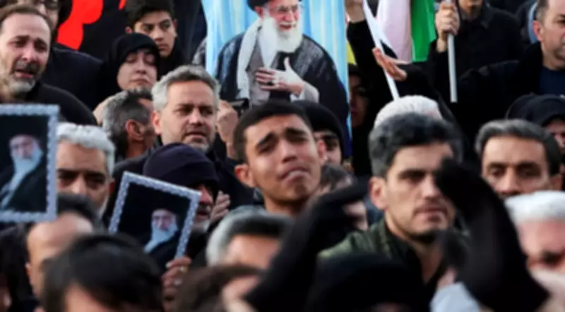 Irã promete vingança após morte de Khamenei em ataques dos EUA e Israel