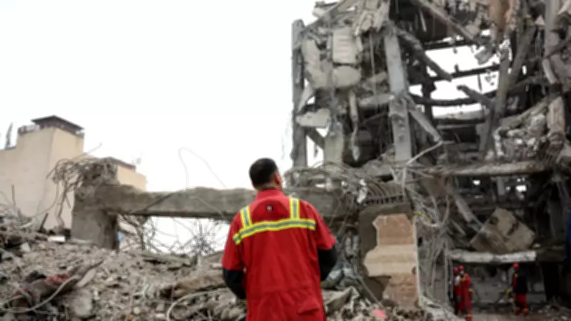 Israel lança nova onda de ataques no Irã; Guarda Revolucionária responde com mísseis