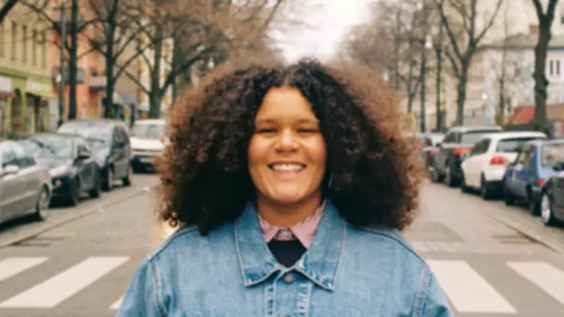 Jadsa, revelação da música brasileira, abre Lollapalooza com show energético