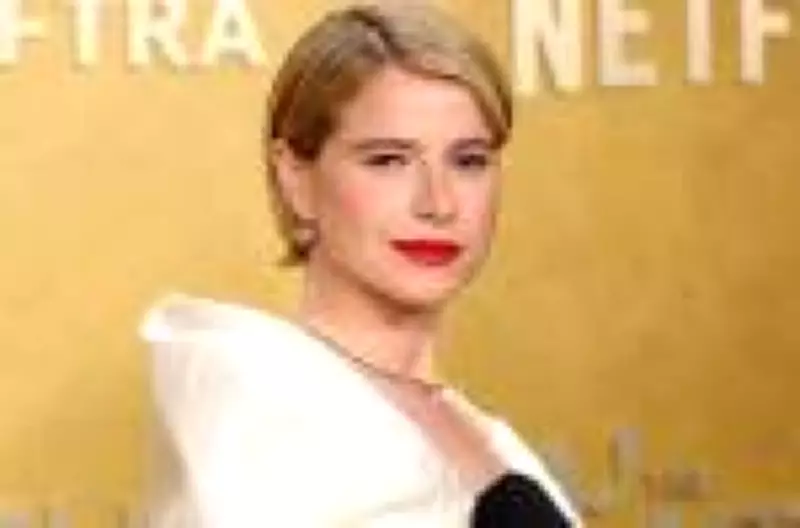 Jessie Buckley se consolida como favorita ao Oscar 2026 após sucesso em 'Hamnet'