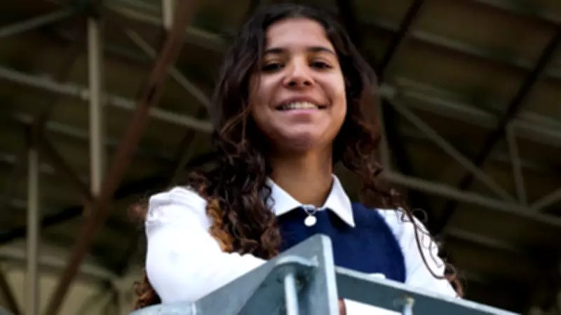 Joia do futebol feminino, Giovana Waksman de 16 anos assina com o Lyon até 2028
