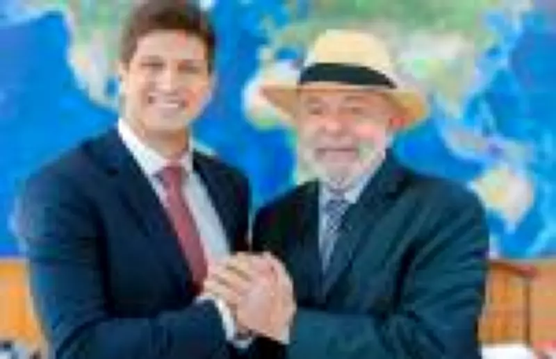 João Campos fecha chapa à esquerda para governo de Pernambuco com Arraes e Humberto Costa