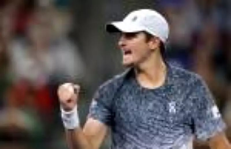 João Fonseca iguala feito de Alcaraz contra Sinner em Indian Wells com performance histórica