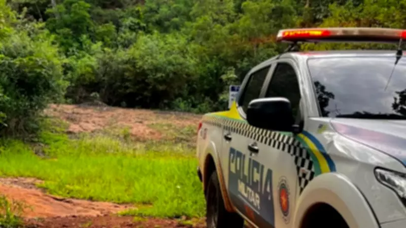 Jovem de 18 anos é encontrado morto com corte no pescoço em Buriti dos Lopes, Piauí