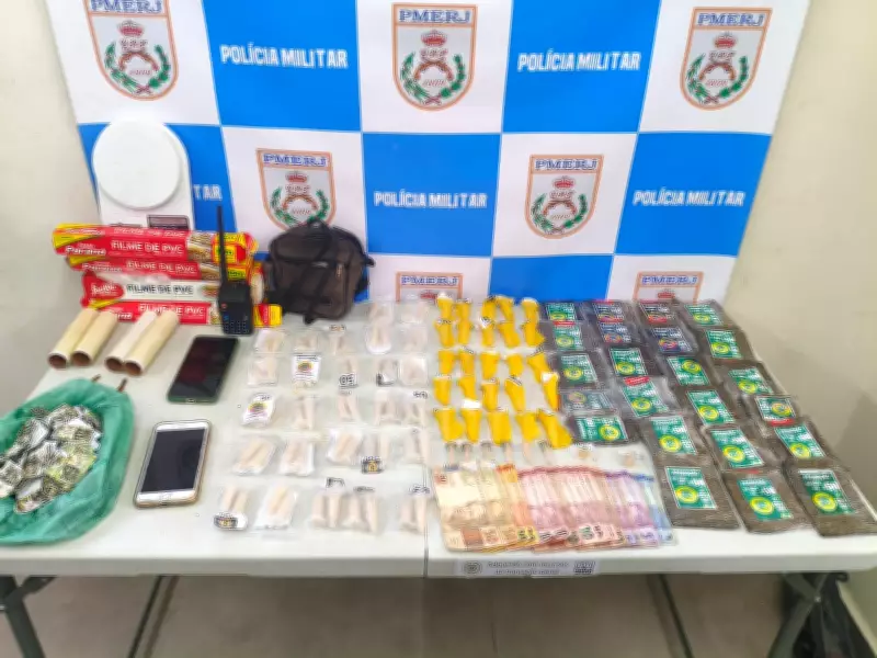 Jovem de 19 anos preso e adolescente apreendido por tráfico de drogas em Volta Redonda