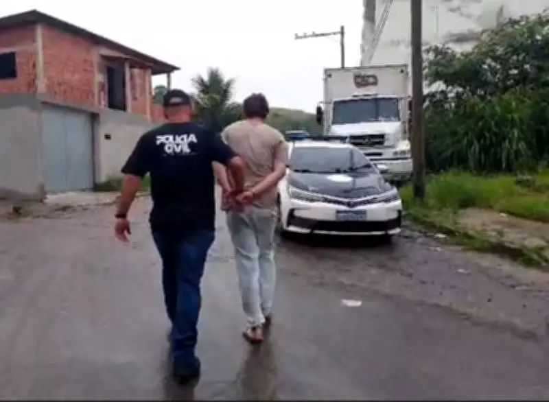Jovem de 23 anos é preso por suspeita de estuprar tia com deficiência mental em Piraí