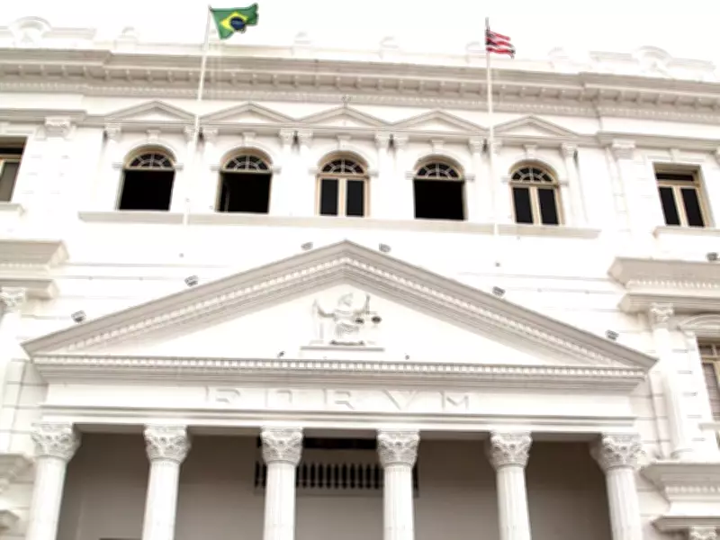 Justiça do Maranhão condena Estado a retomar obras de escolas em Açailândia