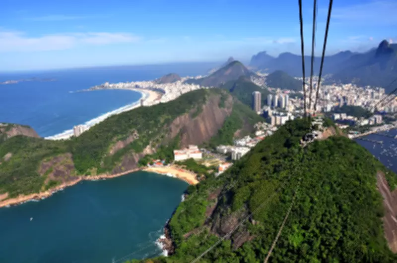 Justiça Federal proíbe tirolesa no Pão de Açúcar e aplica multa de R$ 30 milhões