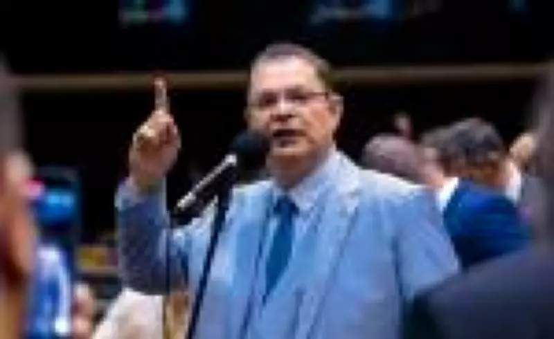 Líder do PL projeta explosão de filiações durante janela partidária na Câmara