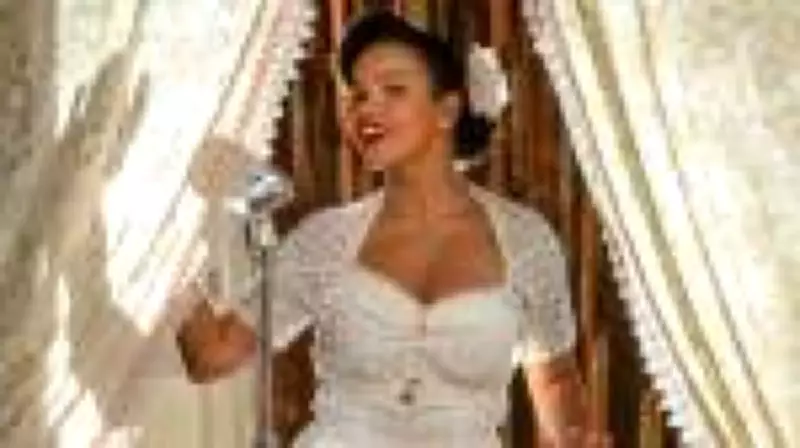 Lourival se declara para Dita em Êta Mundo Melhor: confira o resumo do capítulo desta terça