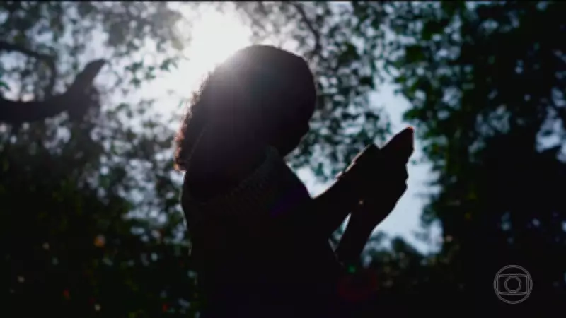 Lula sanciona Estatuto Digital da Criança e do Adolescente para proteger menores na internet