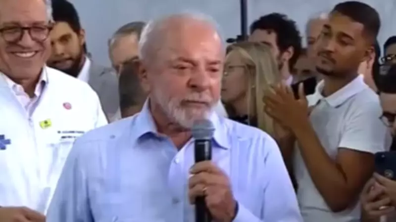Lula visita fábrica farmacêutica em Goiás e anuncia exportação de insumo para dor abdominal