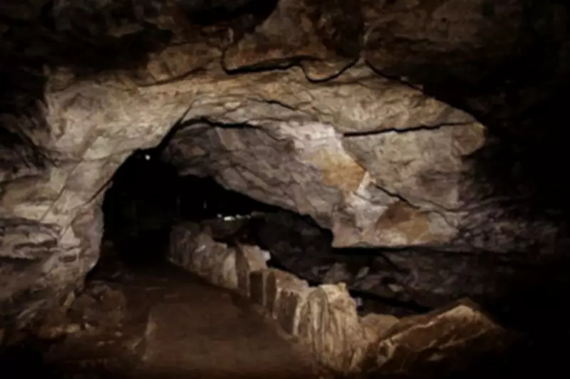 Maior gruta de Rondônia tem estrutura destruída por mineração irregular de calcário