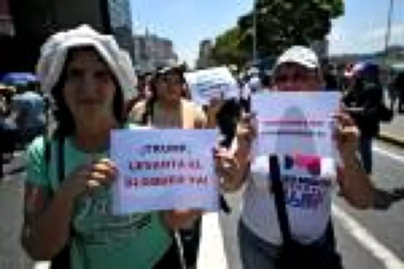 Manifestantes na Venezuela exigem aumento salarial em meio à inflação de 600%