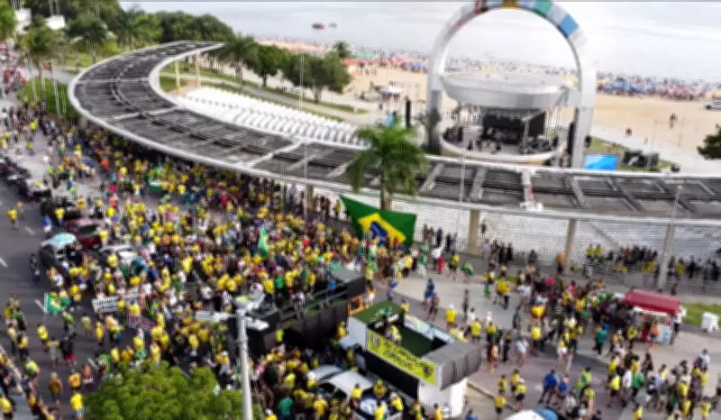 Manifestantes realizam ato 'Acorda Brasil' contra Lula e ministros do STF em Manaus