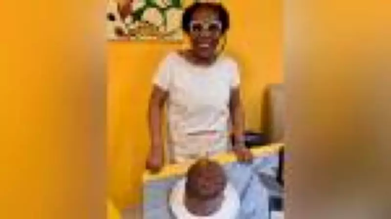 Médica é morta em tiroteio após PMs confundirem seu carro com o de criminosos no Rio