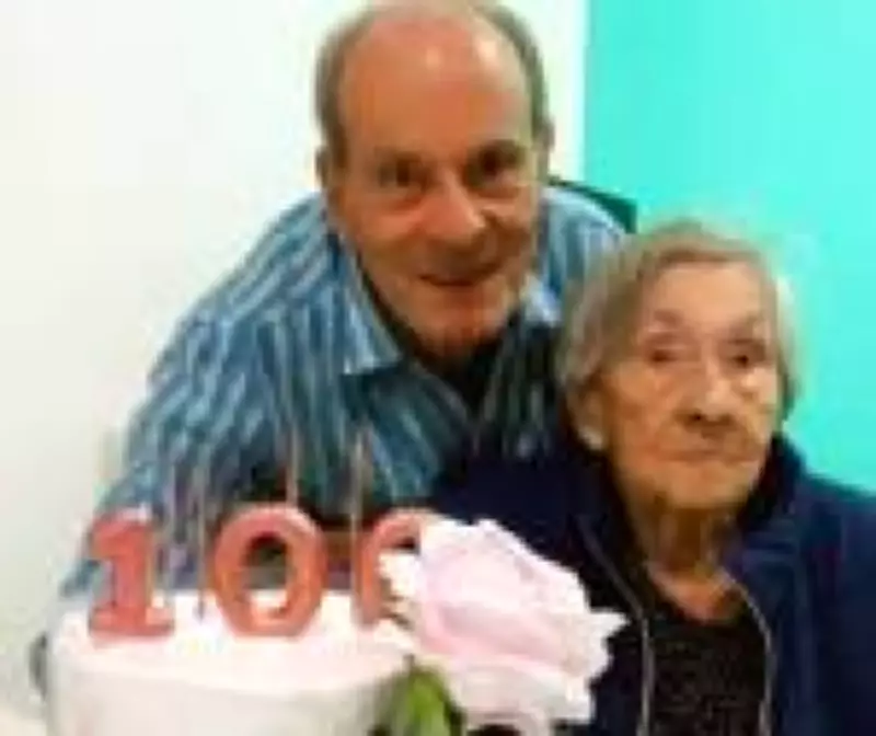 Mãe de Ney Matogrosso falece aos 103 anos: cantor compartilha despedida emocionante