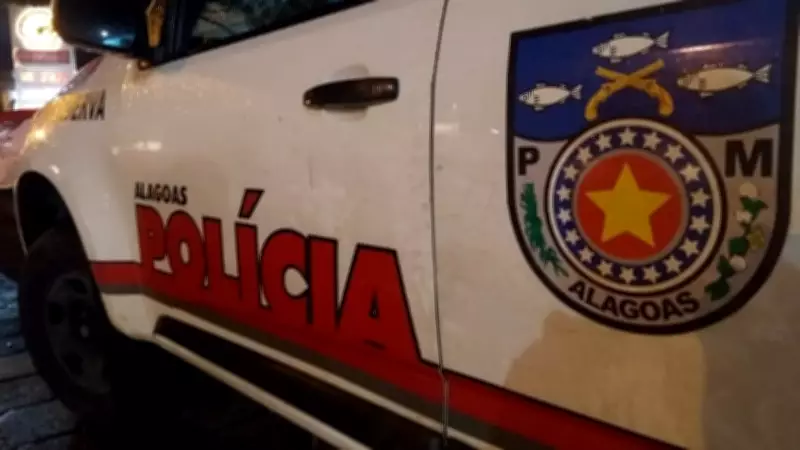 Mãe é presa em flagrante por tentar matar bebê de oito meses em Maceió