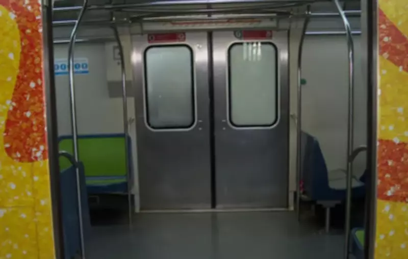 Metrô do Recife retoma operação após falha elétrica, mas opera com restrições