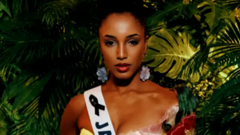 Miss Universo Jamaica recebe alta após grave queda em concurso na Tailândia