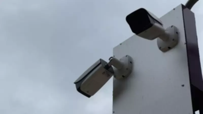 Morador é condenado a reposicionar câmeras e pagar R$ 3 mil por violar privacidade de vizinha