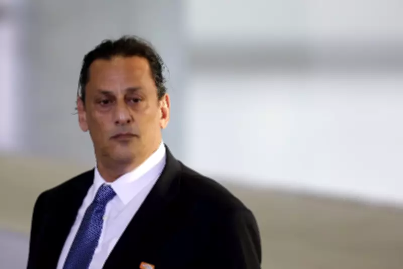 Moraes determina análise da PGR sobre joias sauditas antes de arquivar caso contra Bolsonaro