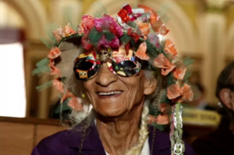 Morre aos 94 anos Efigênia Rolim, a Rainha do Papel de Bala, em Curitiba