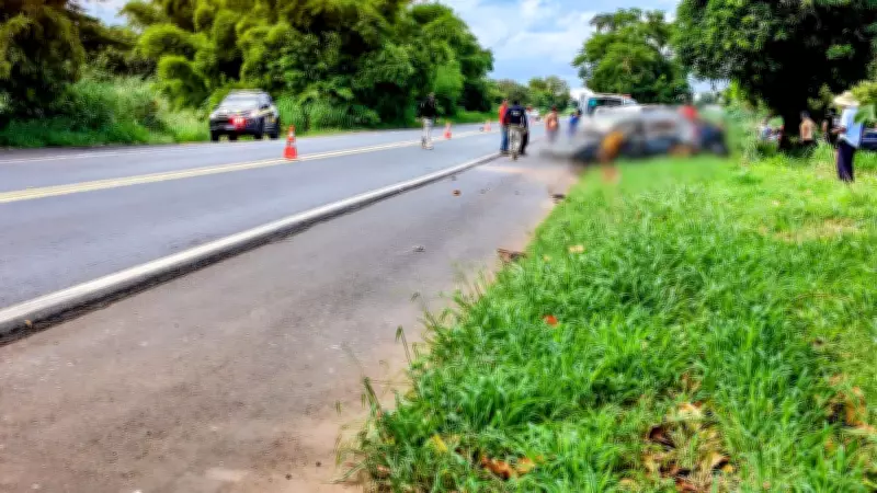 Motorista de 61 anos morre em acidente com quatro veículos na BR-153 em Fronteira