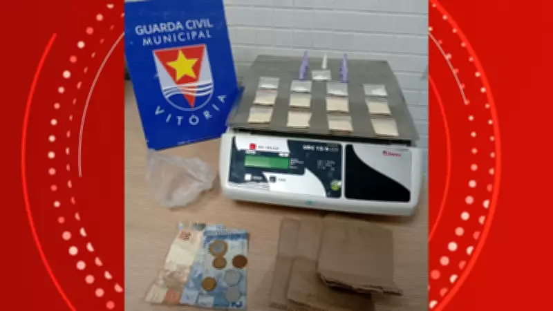 Motorista de aplicativo preso em Vitória por transportar cocaína em moletom durante corrida