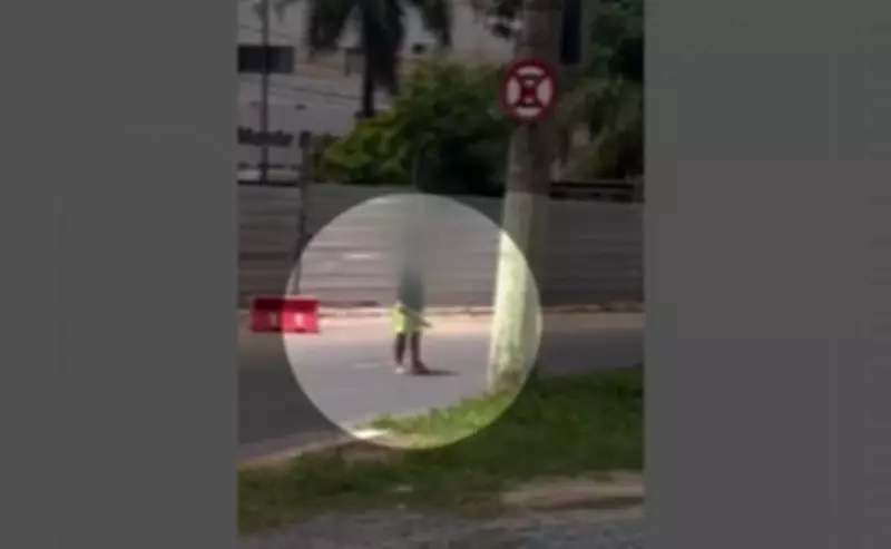 Motorista de van escolar flagrado com facão em avenida de Montes Claros