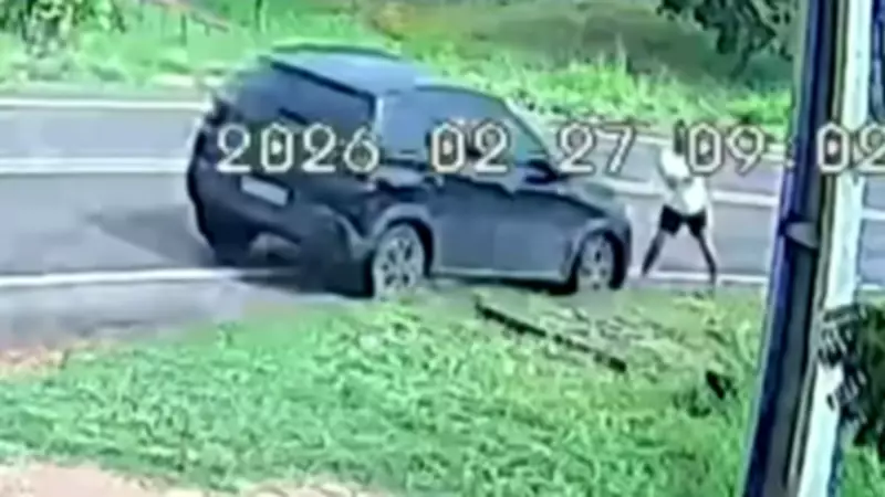 Motorista foge após atropelar mulher no acostamento da rodovia Padre Cícero no Ceará