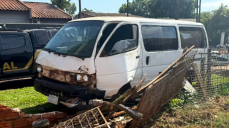 Motorista salta em rio para fugir da polícia após perseguição em Foz do Iguaçu