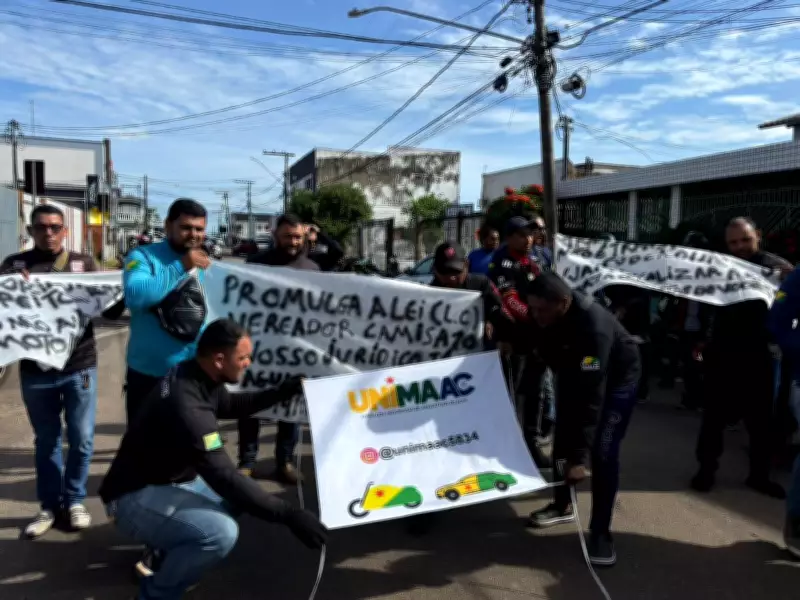 Motoristas de aplicativo protestam contra regulamentação de transporte por moto em Rio Branco