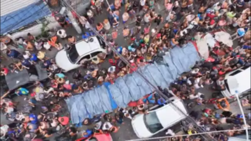 MPRJ denuncia 10 PMs por invadir casas com ferramentas durante megaoperação letal no Alemão