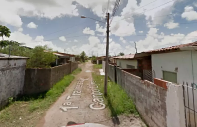 Mulher de 43 anos é assassinada a facadas por ex-companheiro em Jaboatão dos Guararapes