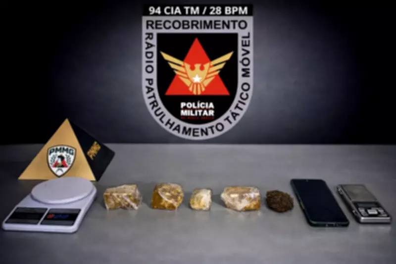 Mulher é presa por tráfico de drogas em Unaí após PM encontrar skunk e crack