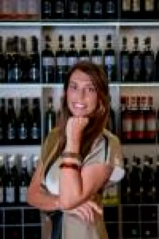 Mulheres lideram consumo de vinho e transformam estratégias do setor globalmente